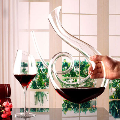 Jarra de cristal soplada mano moderna, jarra de cristal clara del vino de la parte inferior plana proveedor