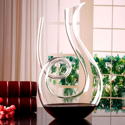 Jarra de cristal soplada mano moderna, jarra de cristal clara del vino de la parte inferior plana proveedor