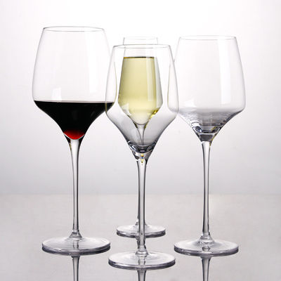 Copa de vino inclinada de las industrias 450ml, vidrios cristalinos formados únicos de Champán proveedor