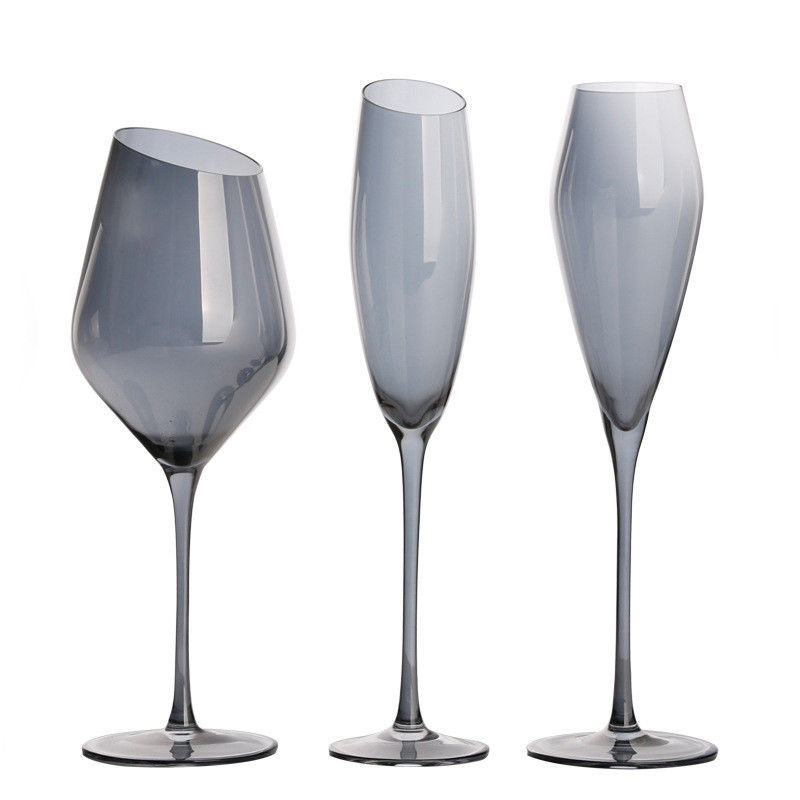 Copas de vino cristalinas ahumadas del tronco largo clásico con la categoría alimenticia de la jarra proveedor