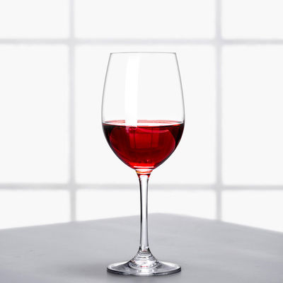 Las copas de vino cristalinas italianas 8oz/240ml del estilo dan soplado para el restaurante proveedor